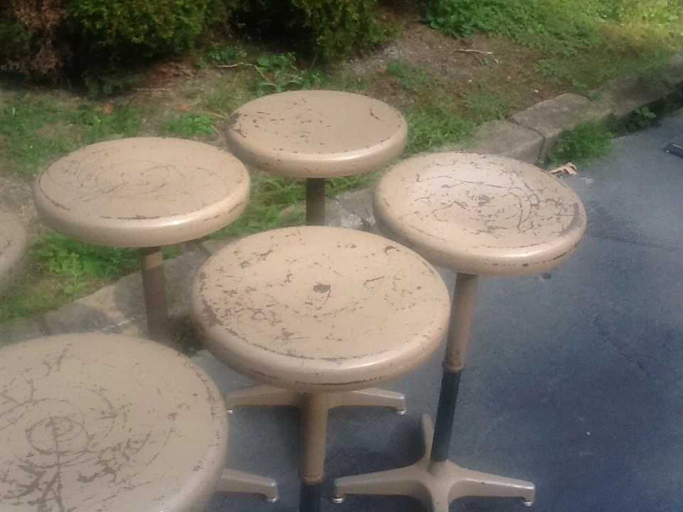 6 Vtg Adjusto Equiptment Co Adjustable - 18" To 27 1/2" - 13" Seats. - Image 2 of 4