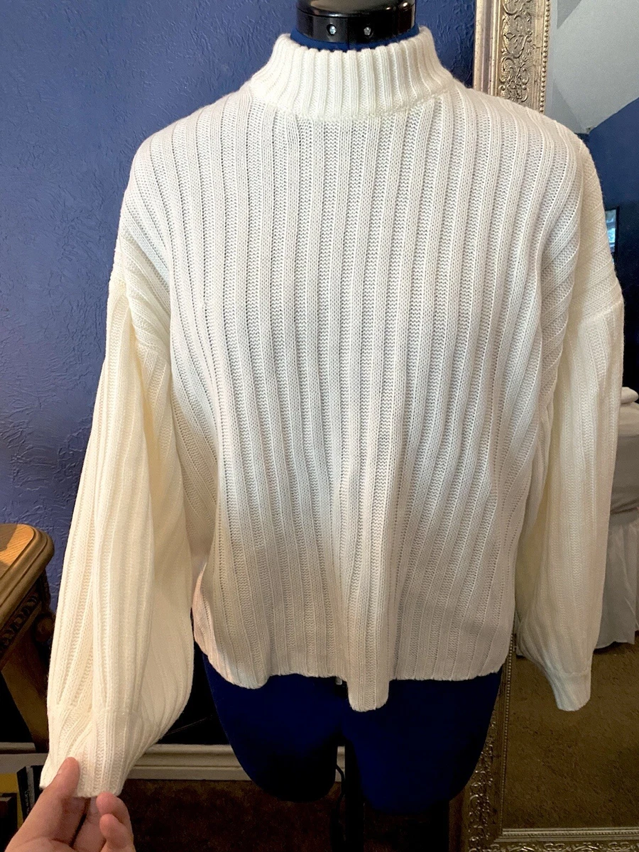 White balloon top sleeve jumper