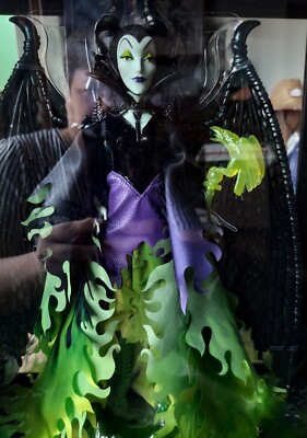 希少　Disney Maleficent 63cm ヴィランズ 廃盤 フィギュア Mattel Creations Darkness Descends Disney Maleficent Doll