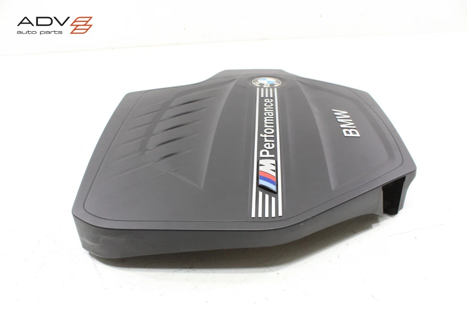 2014 - 2016 BMW M235i F22 3,0 л ВНЕШНИЙ ВИД ВЕРХНЕЙ КРЫШКИ ДВИГАТЕЛЯ OEM - Изображение 4 из 4