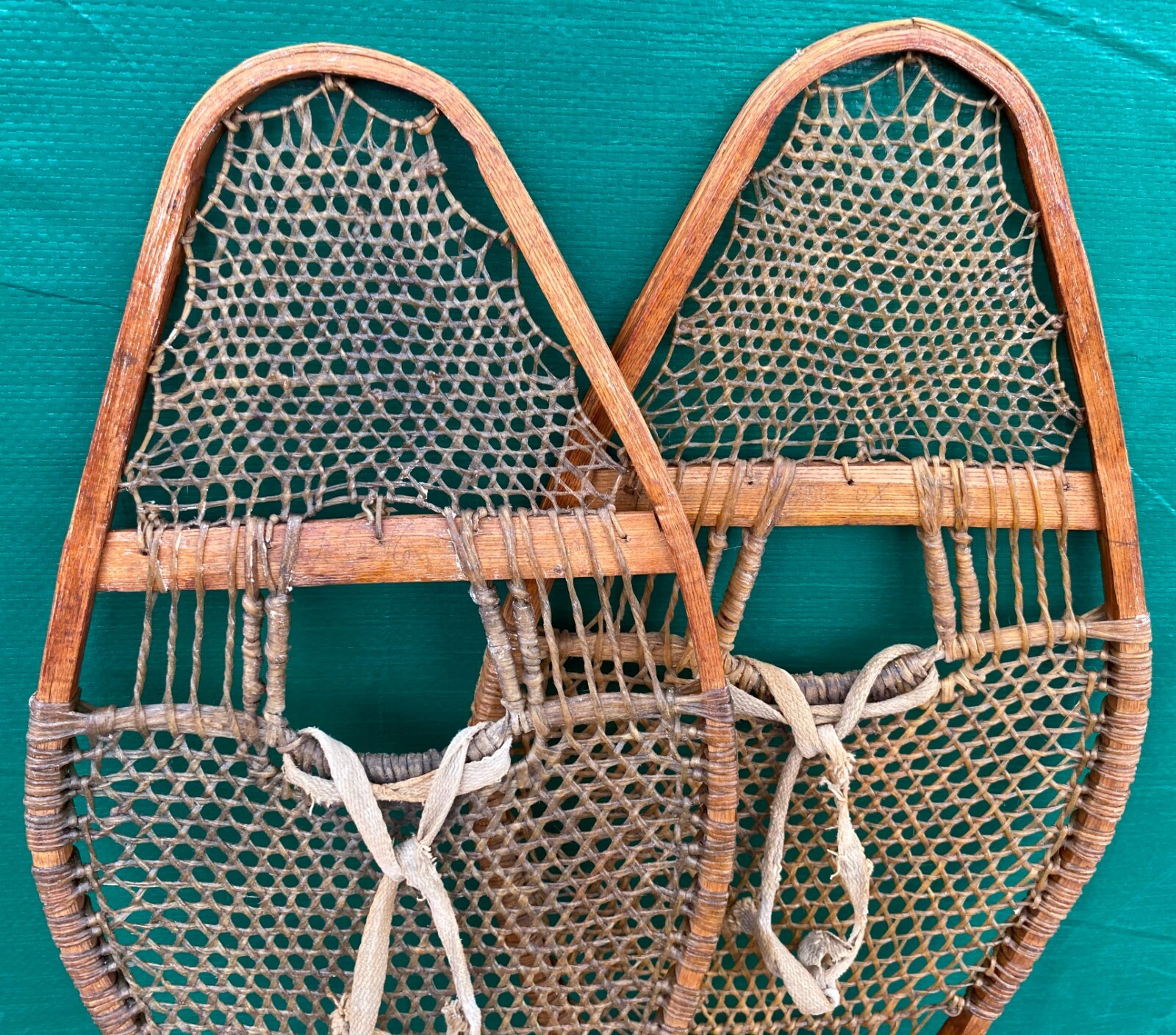 Lovely OLD EARLY SNOWSHOES 42x13 Snow Shoes LK!! eBay