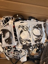 KONVOLUT verschiedener Kabel, Audio, Ladeger�...