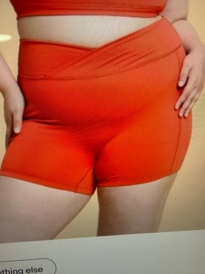 Blogilates 3X Spicy Orange Crisscross Scrunch Bike Shorts Ruched Booty Gym