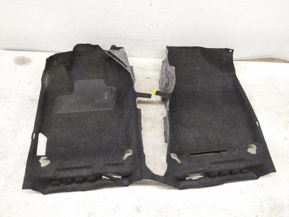 Alfombra interior forro de piso Toyota Prius C 2015-2019 58510-52L41-B1 *negro Foto 2 de 4
