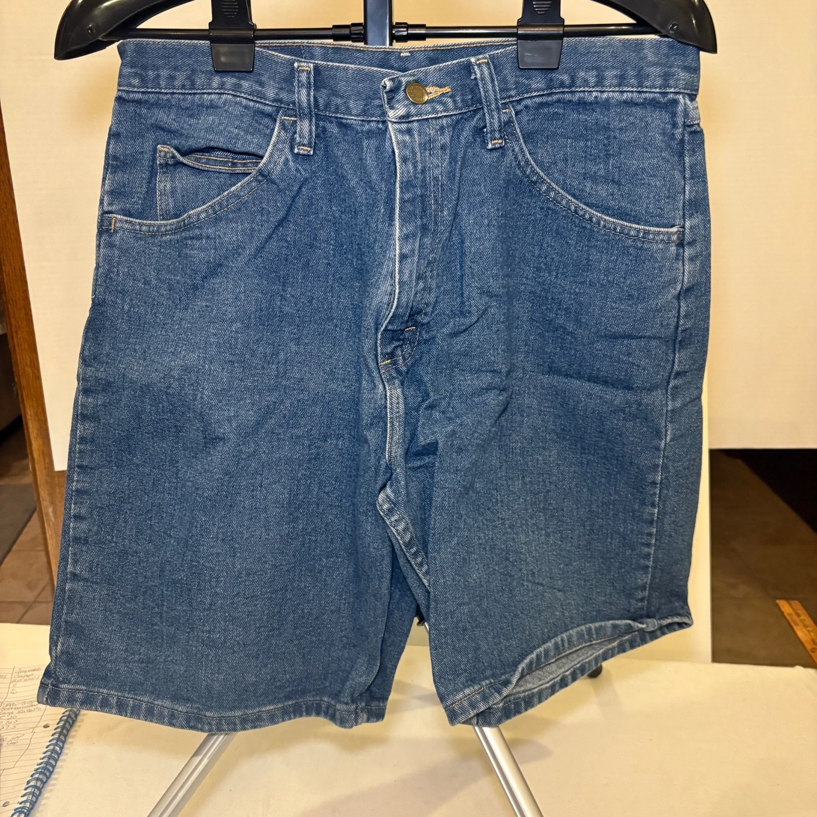 Mens Wrangler 606W1DH Relaxed Fit Denim Blue Jean Shorts Size 33