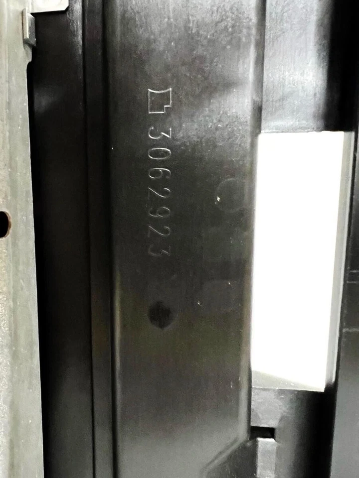 08-14 BMW X6M E71 TECHO CORREDIZO TECHO CORREDIZO PANEL SUPERIOR MARCO DE PISTA FABRICANTE DE EQUIPOS ORIGINALES Foto 4 de 4