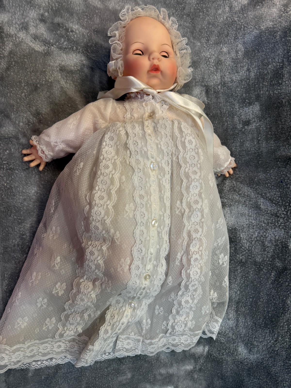 Alexander Doll Co. Victoria Christening Doll 3780 Crier 1975