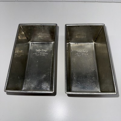 VINTAGE BAKE KING MINI ALUMINUM LOAF PAN Lot of 2 Size 5.75'' x 3.25'' x 2''