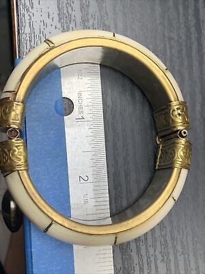 Vintage Boho Brass Metal White Cream Inlay Pin Hinged Bangle Vintage Boho Brass Metal White Cream Inlay Pin Hinged Bangle