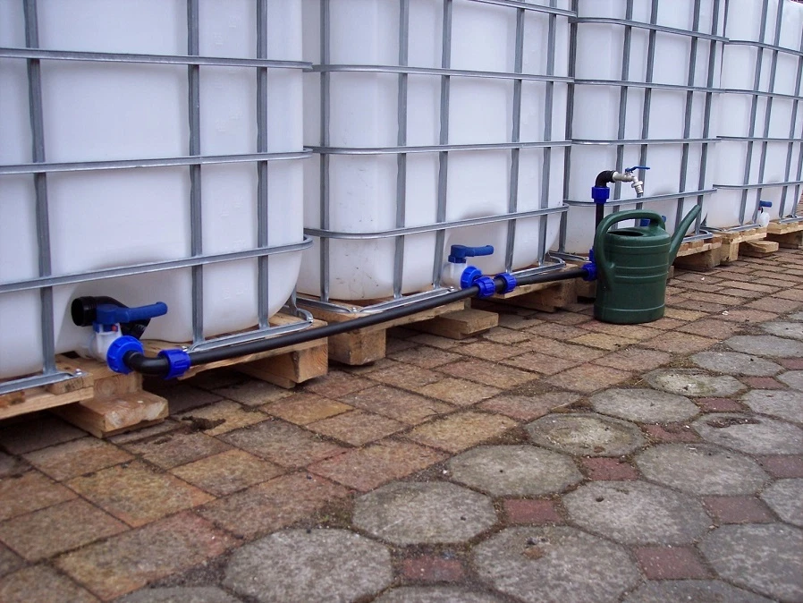Adattatore Per Serbatoio IBC S60 Con Rubinetto 3/4 E Attacco Hozelock - Raccordo In Ottone E Plastica