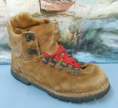Vintage Mountaineer Hiking Brown suede  Mountaineering Youth  Boot size 5.5   