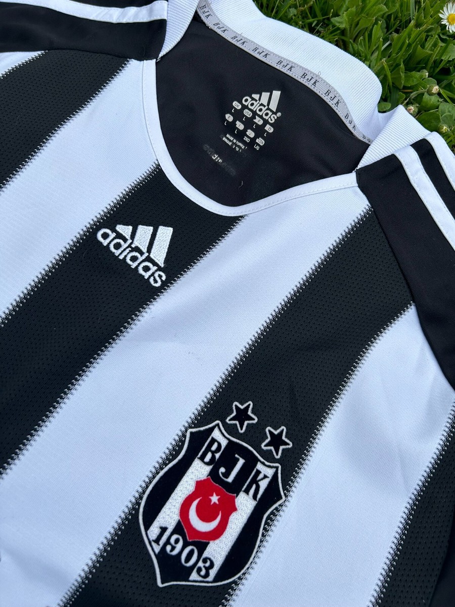 Besiktas Istanbul Jersey 25/26 Home - LÖWENSPORT