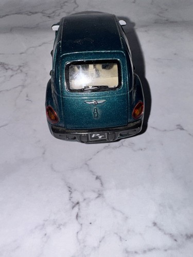 2001 SAICO Chrysler PT CRUISERS 1/34 Scale GREEN Opening Doors No.DP5019 - Picture 4 of 12