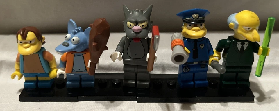 Lego Simpsons Minifigs Series 1 Lot of 10 Retired  - Image 4 of 4