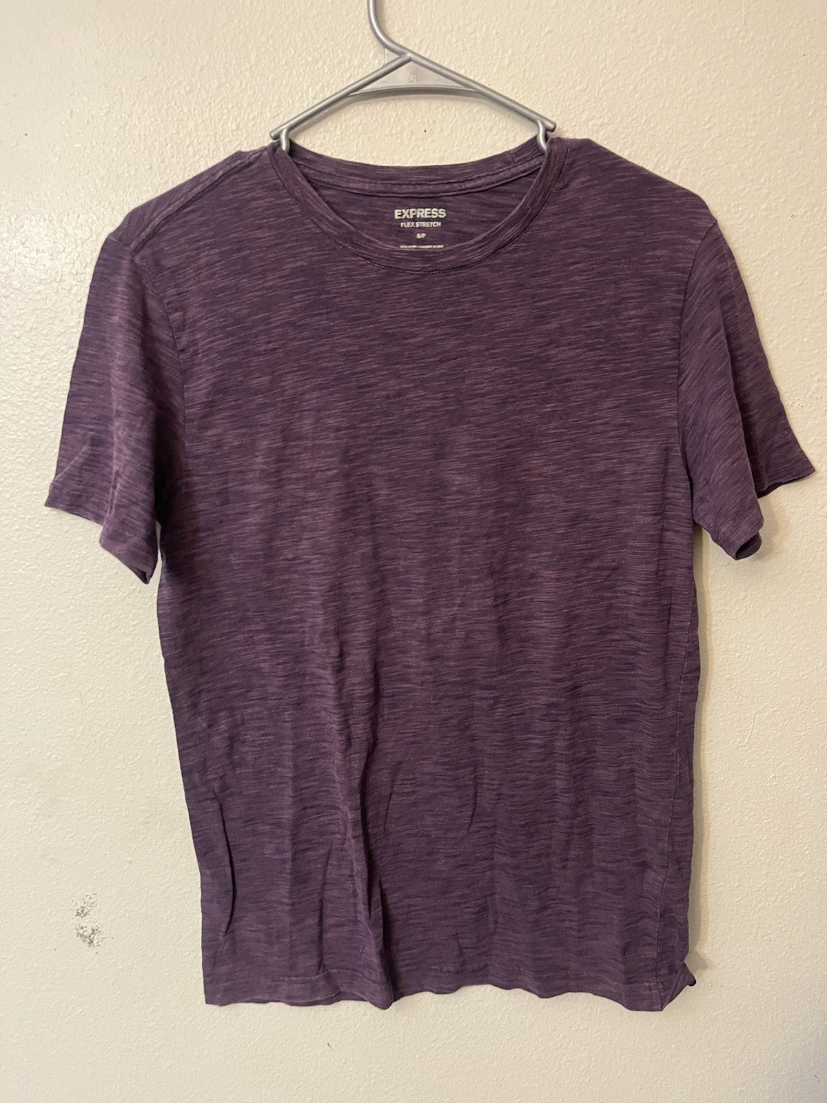 EXPRESS Crew Neck Tee Flex Stretch Solid Neck T-S… - image 1