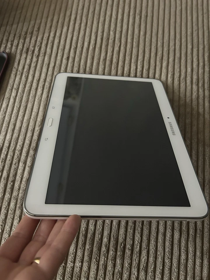 Samsung Galaxy Tab 4 · 16GB · Wi-Fi, photo 3 sur 3