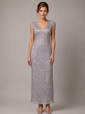 SUE WONG Vintage Silver Embellished Beaded V-Neck Formal Wedding Maxi Gown Sz 2