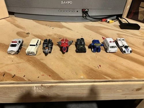 LOT of 8 VINTAGE TRANSFORMERS GOBOTS FIGURES