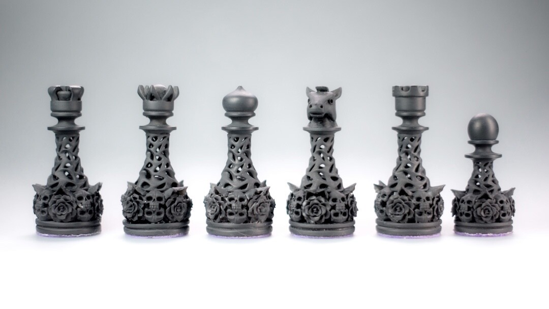 Jeu d'échecs roses et skulls Mystèriėchec, cadeau idéal pour collectionneur