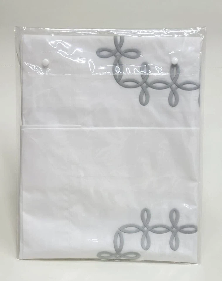 Almohada estándar Matouk Gordian nudo farsa plata algodón percal Foto 2 de 4