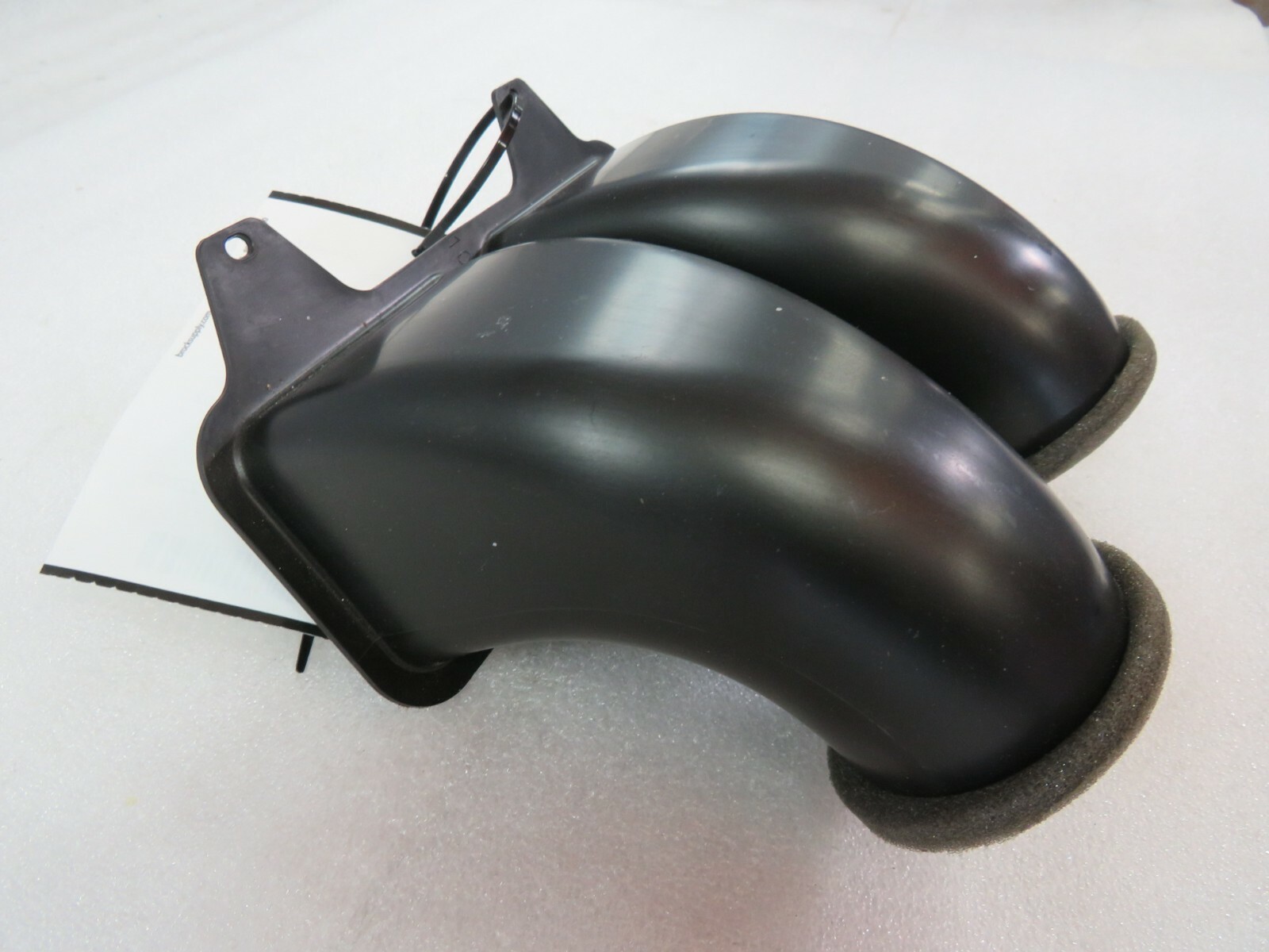 McLaren 600LT, Center Dash Air Duct, Used, P/N 13N0303CP