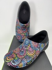 Crocs Womens Sz 8 Dual Comfort Neria Pro II Nurse Shoes Clogs Rainbow Spring