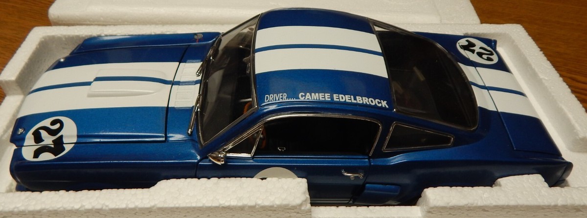 EXACT DETAIL 1966 SHELBY MUSTANG G.T. 350 IN BLUE/WHITE IN