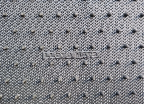 1994-2004 Ford Mustang Set Of 4 Lloyd Black Carpet Floor Mats With Logo - Picture 7 of 15