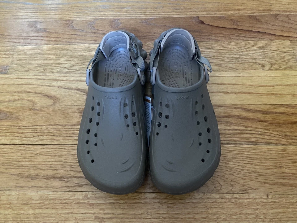 NUEVO Zuecos Crocs Echo Zapatos sin cordones Caqui Marrón 207937-260 Para hombres Talla 11 Foto 2 de 4