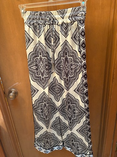House of Harlow 1960 Two Piece Set Size Xsmall NWT - Picture 2 of 5