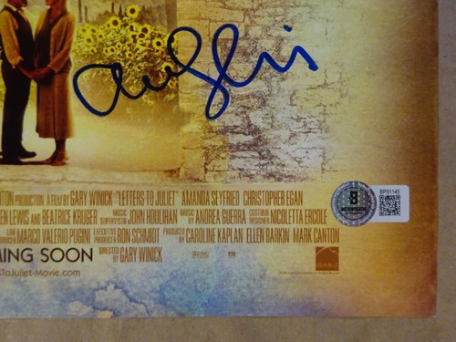 Signed Amanda Seyfried Autographed Letters to Juliet Photo 11"x17" Beckett COA - Picture 4 of 6