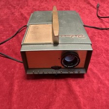 VINTAGE REALIST 620 SLIDE PROJECTOR DELUXE MODEL 3151 Working Condition CLEAN
