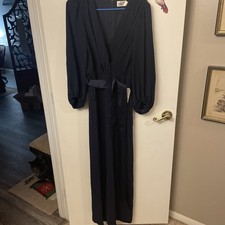 Eliza J Blue Pantsuit Long Sleeve Size 6 NWT Very Elegant And Beautiful