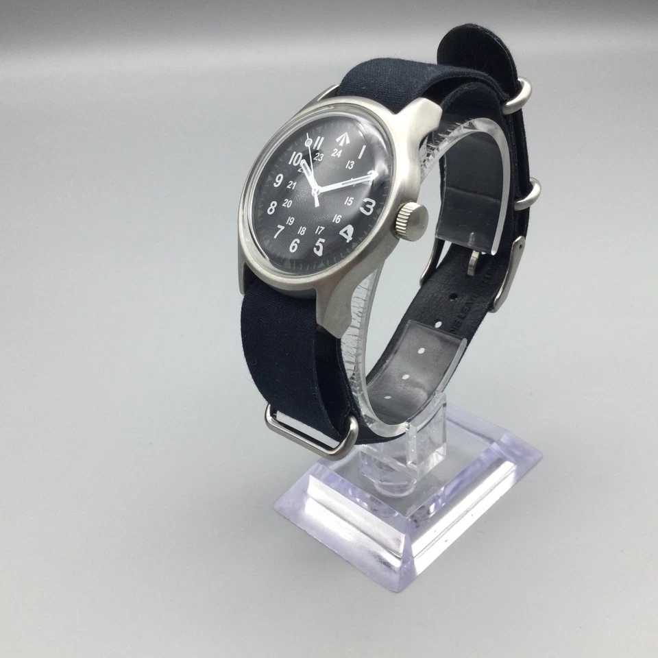 Reloj Nigel Cabourn NAM Timex Hombre 36mm Tono Plateado Esfera Negra Batería Nueva Foto 4 de 4