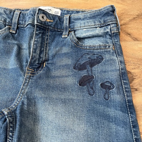 Abercrombie & Fitch Blue Denim High Rise Wide Leg Jeans Embroidered Girl's 11/12 - Picture 3 of 8