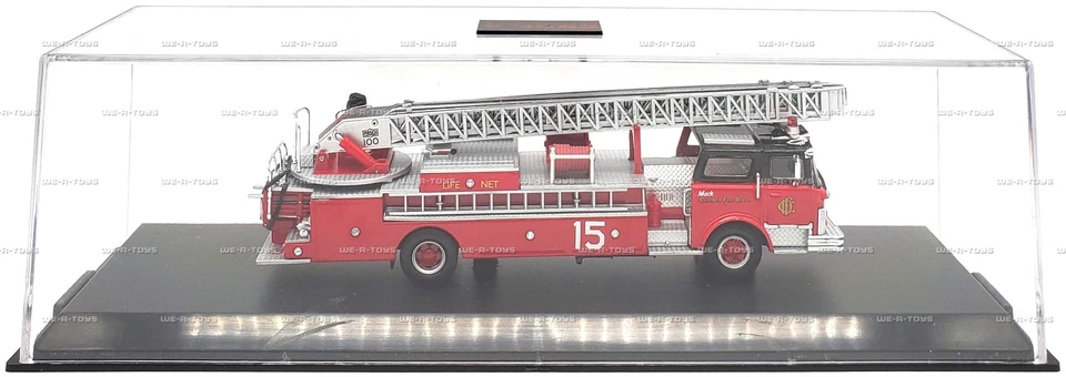 Code 3 Chicago Ladder 15 - Mack CF Rearmount Limited Edition 2009 Vehicle #12816 - Image 4 of 4