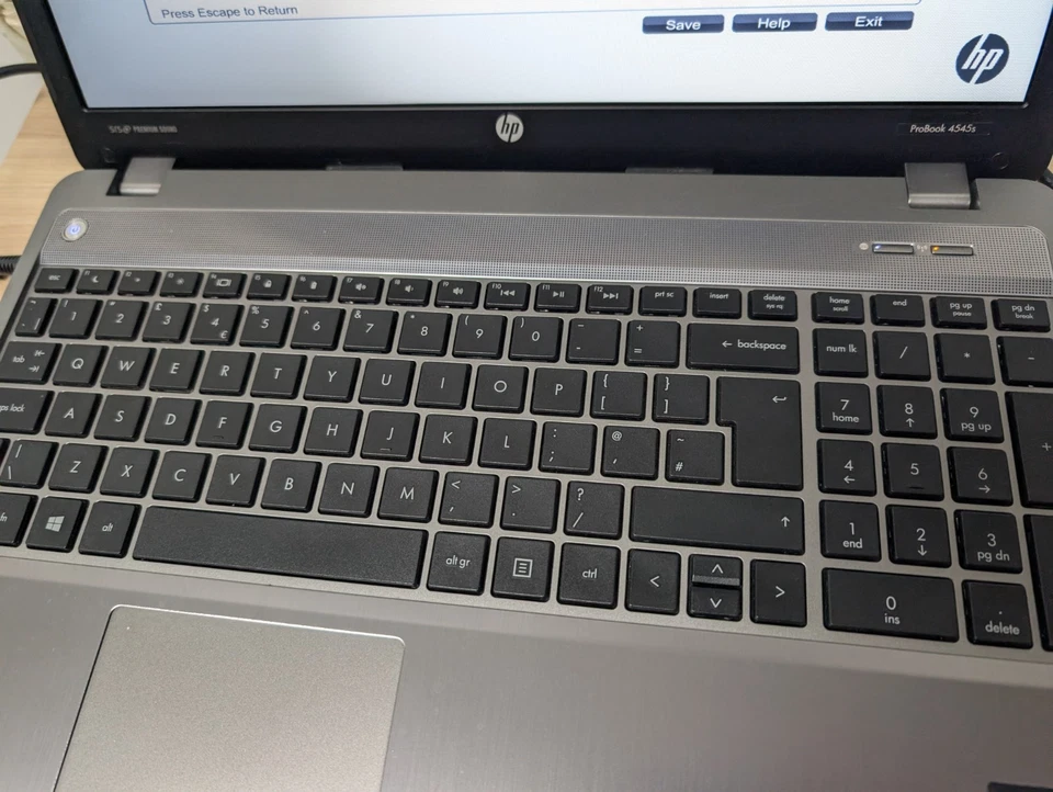 HP ProBook 4545s - AMD A4-4300M Radeon HD - 2GB Ram - No Storage - Image 4 of 4