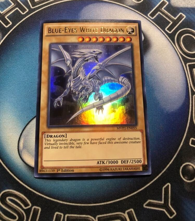 BLUE-EYES WHITE DRAGON * 1ST EDITION HOLOGRAPHIC (ALT ART) MVP1