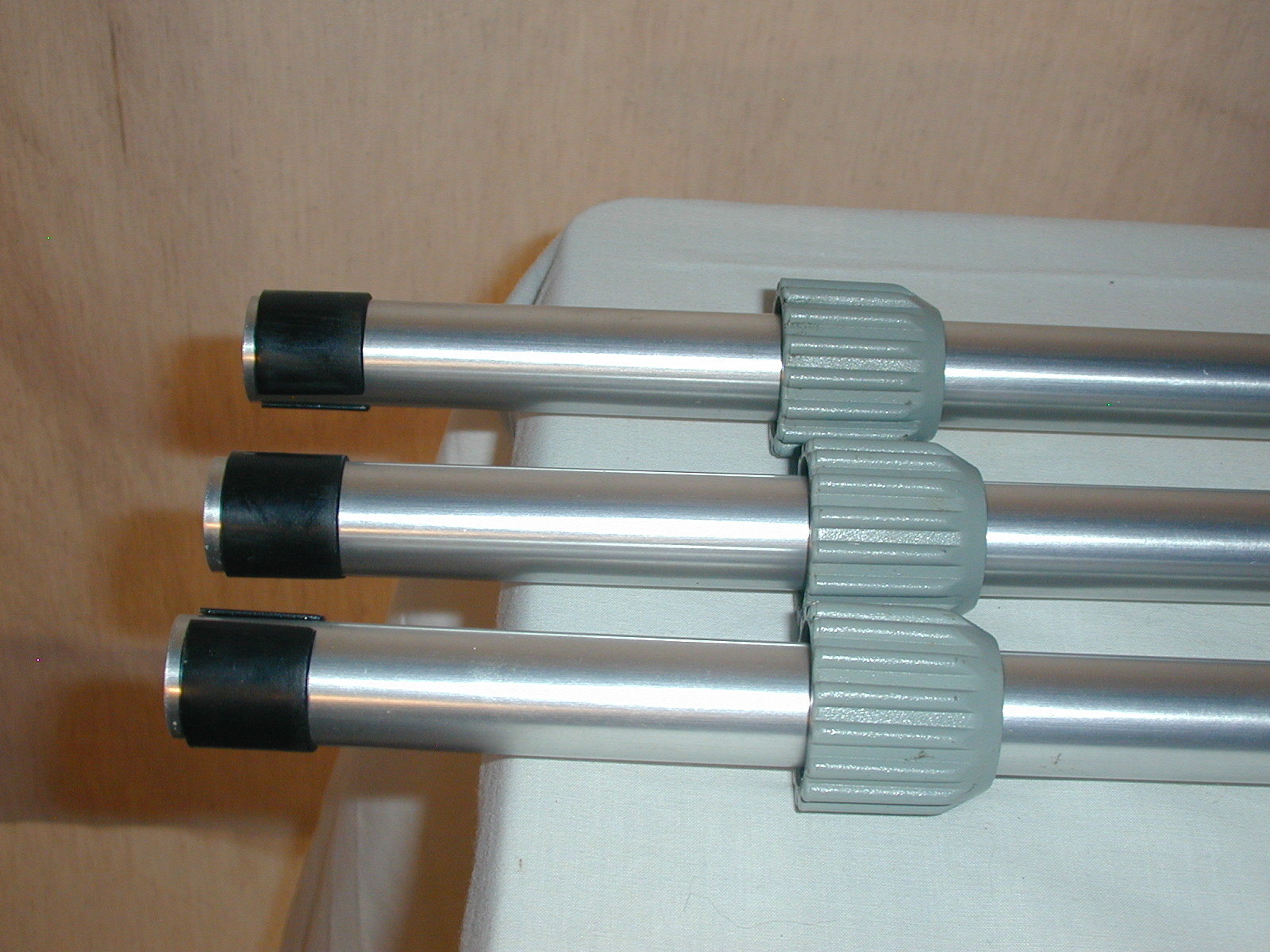 3 Manfrotto Bogen leg extensions with leg collars for manfrotto/bogen 3050/3051 - Picture 2 of 3