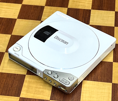 SONY D-150 Discman Limited Edition in Weiß/White!! Portable CD