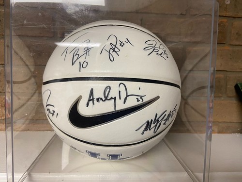 2012 Kentucky Wildcats Basketball Nation Champions Team Signed Auto - Davis!