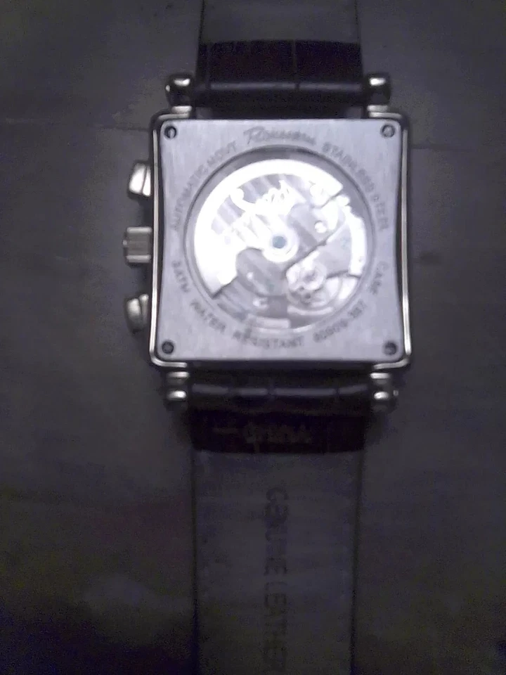 Correa de cuero de acero inoxidable Roussoui de movimiento automático Foto 3 de 4