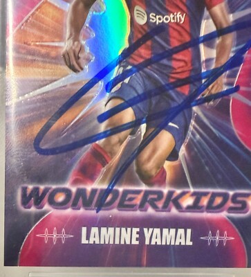 2023-24 Topps UCC Chrome Wonderkids #WK3 Lamine Yamal Signed RC