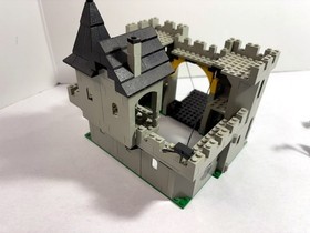 LEGO Castle: Black Falcons:  Black Falcon's Fortress 6074 (1986) Vintage