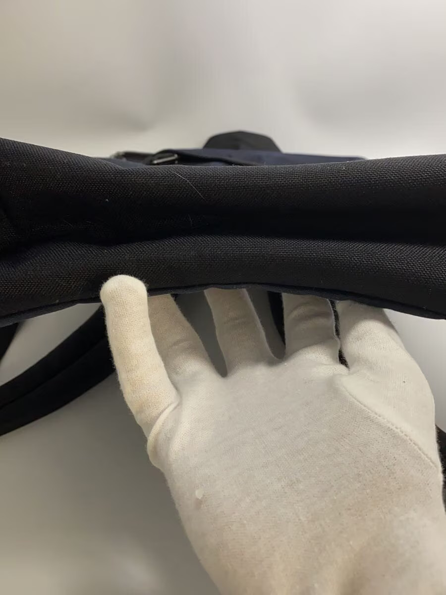 macpac backpack -- NVY plain - image 3