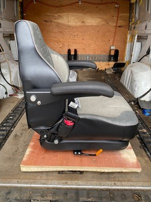 OEM NOB Husqvarna Suspension Seat 579866104 Z 554x Z560x & More | eBay