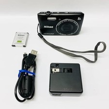 Nikon COOLPIX S3700 8x Optical Zoom Black