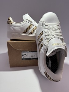 adidas gazelle silver green womens adidas Originals Women's Taekwondo Mei "Leopard"