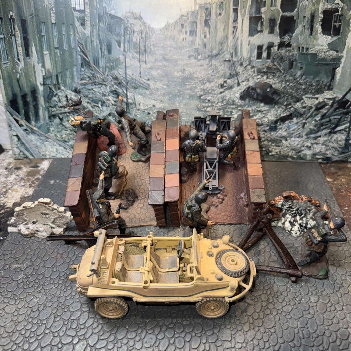 Forces of Valor 1:32 Scale Diecast Tanks & Military Vehicles for