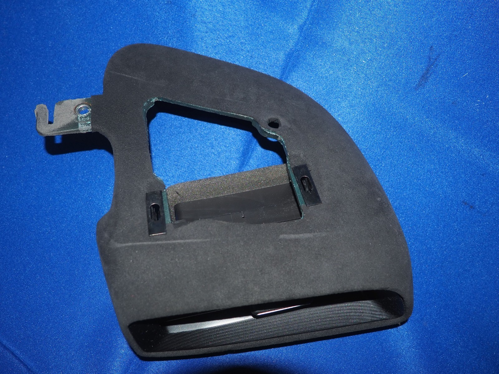 2022-2026 Maserati MC20 MCPura Driver Side Right Air Vent W/Alcantara Housing OE